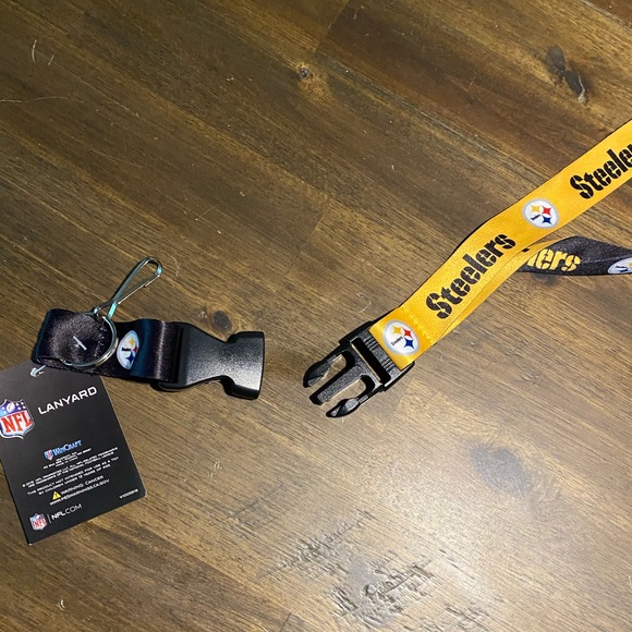 Steelers Lanyard - Picture 7 of 7